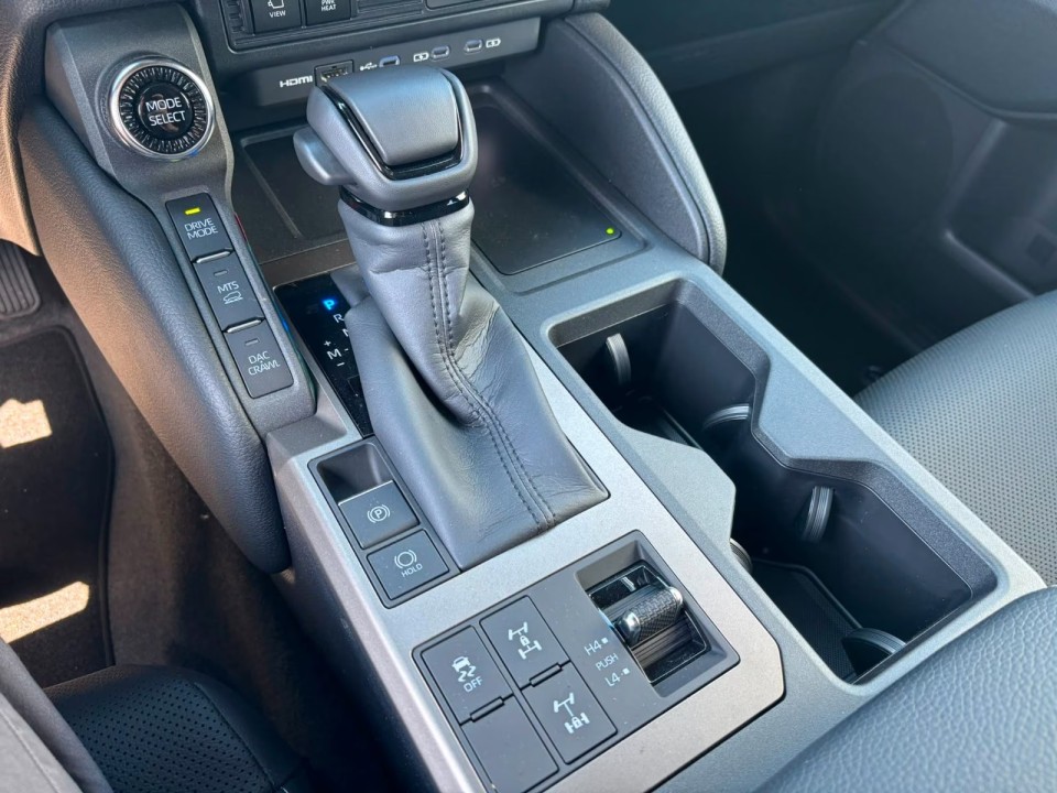 Toyota Land Cruiser 250 Executive - foto 12