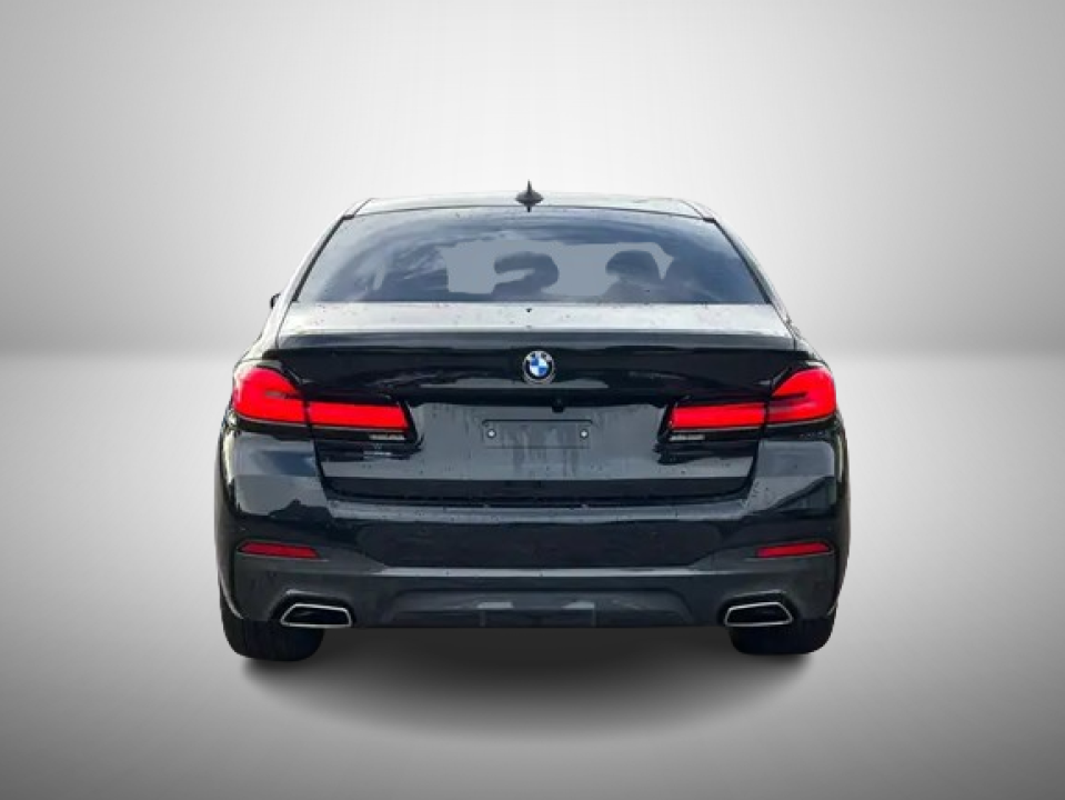 BMW Seria 5 530d xDrive M-Sport (4)