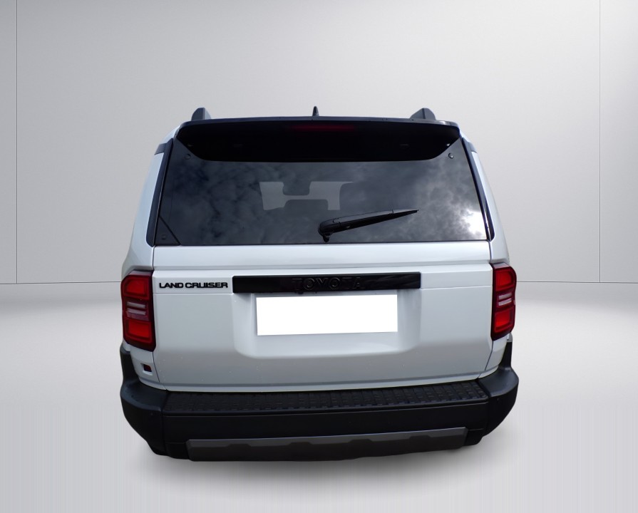 Toyota Land Cruiser Executive (4)