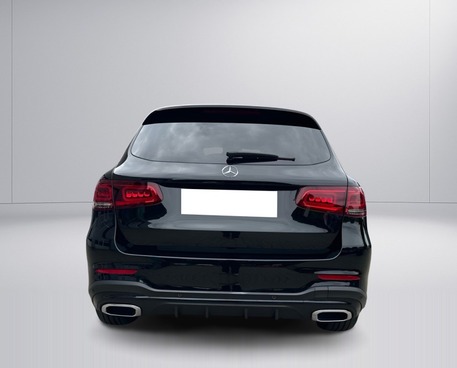 Mercedes-Benz GLC 200 4MATIC AMG (5)