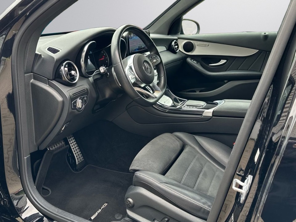 Mercedes-Benz GLC 200 4MATIC AMG - foto 7
