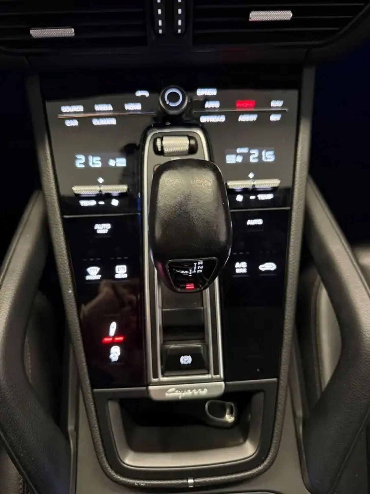 Porsche Cayenne - foto 12