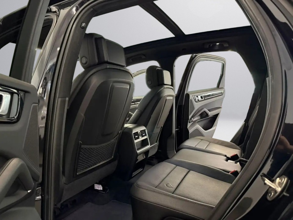 Porsche Cayenne - foto 14