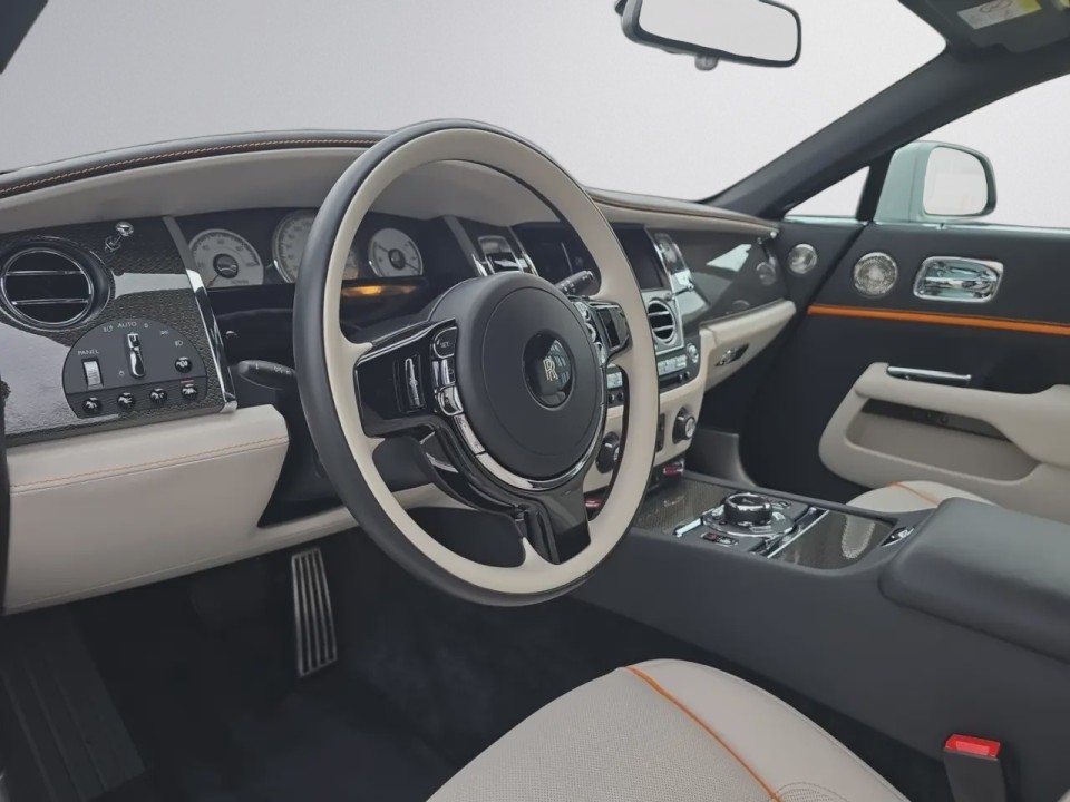 Rolls-Royce WRAITH (4)