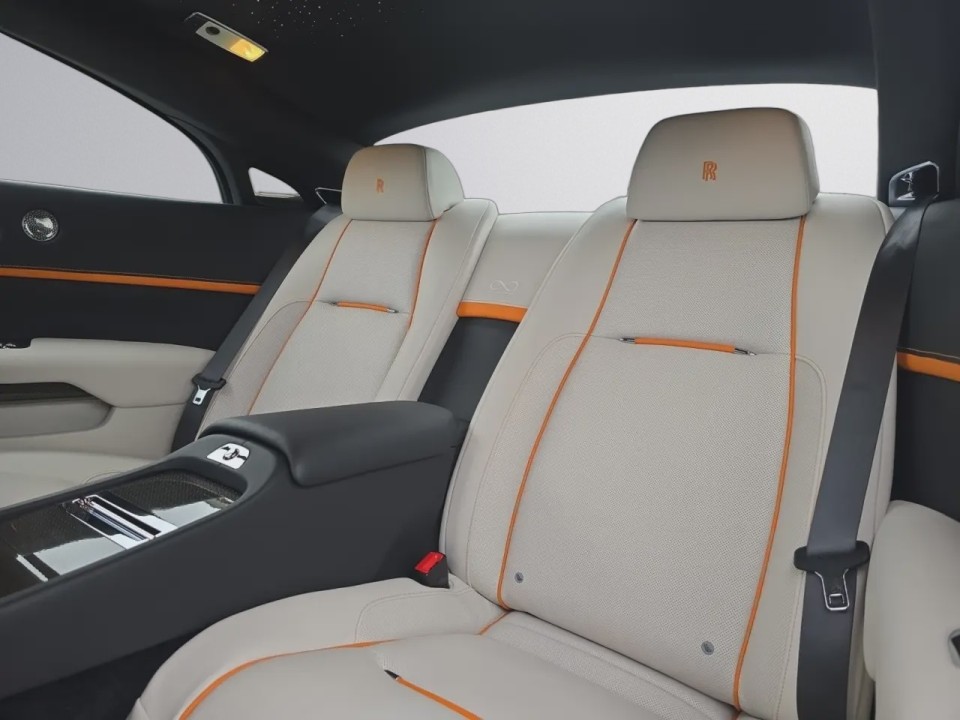 Rolls-Royce WRAITH (5)