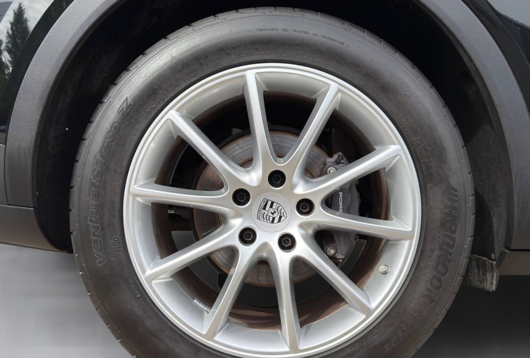 Porsche Cayenne - foto 23