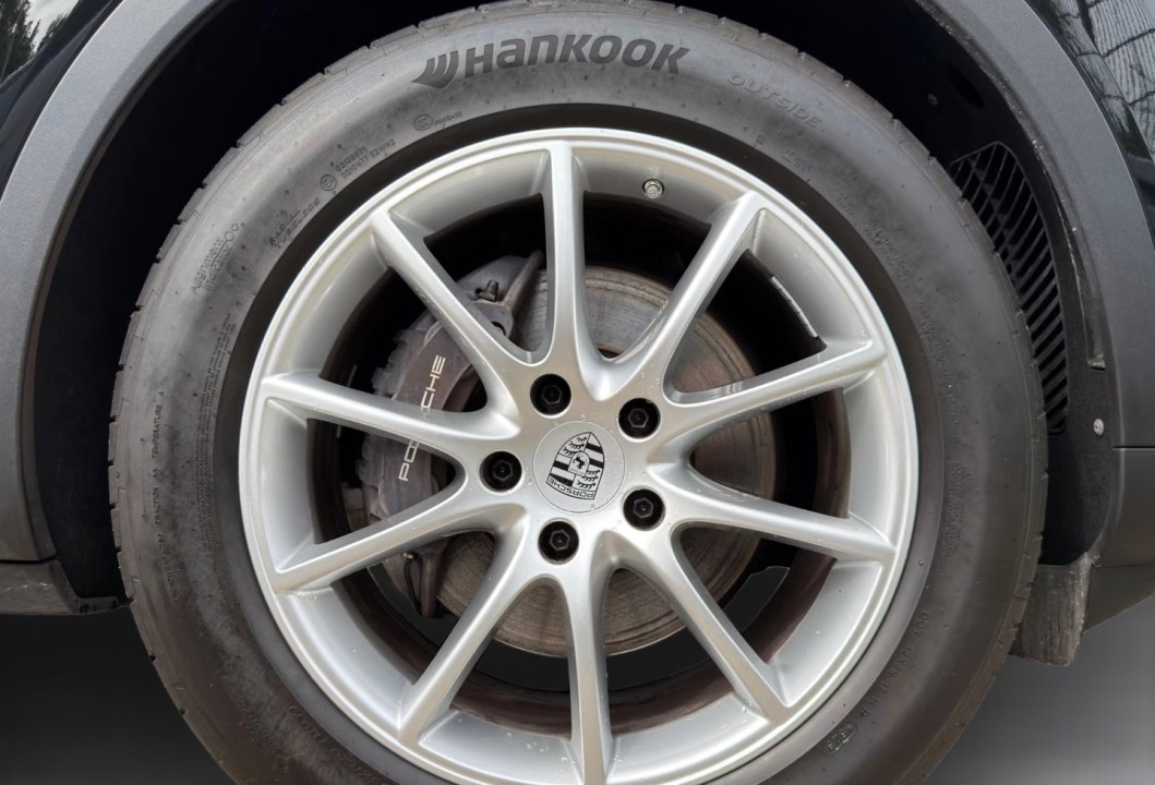 Porsche Cayenne - foto 24