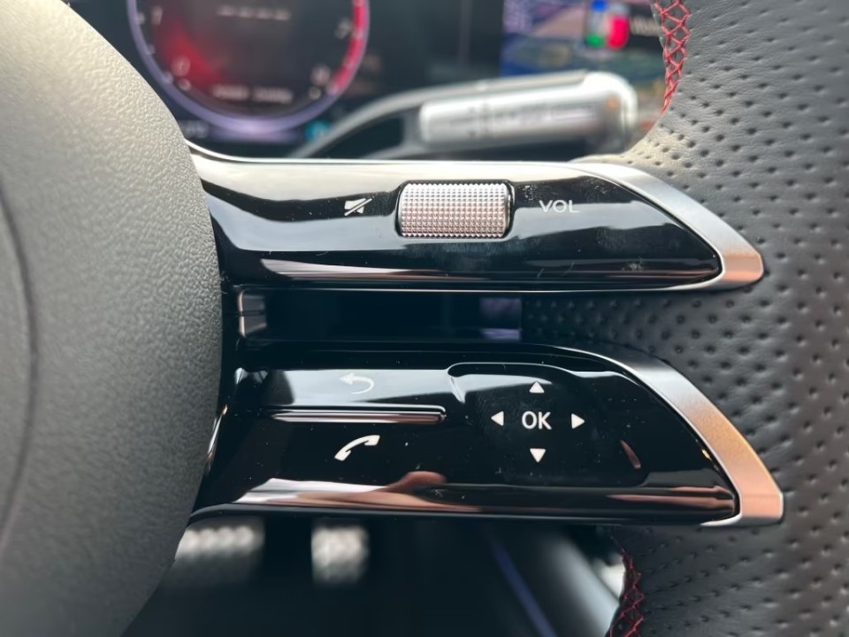 Mercedes-Benz CLA 220 AMG - foto 12