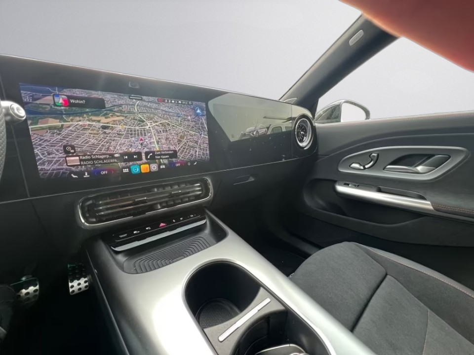 Mercedes-Benz CLA 220 AMG - foto 13