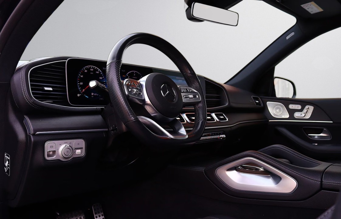 Mercedes-Benz GLS 400d 4MATIC AMG Line - foto 8