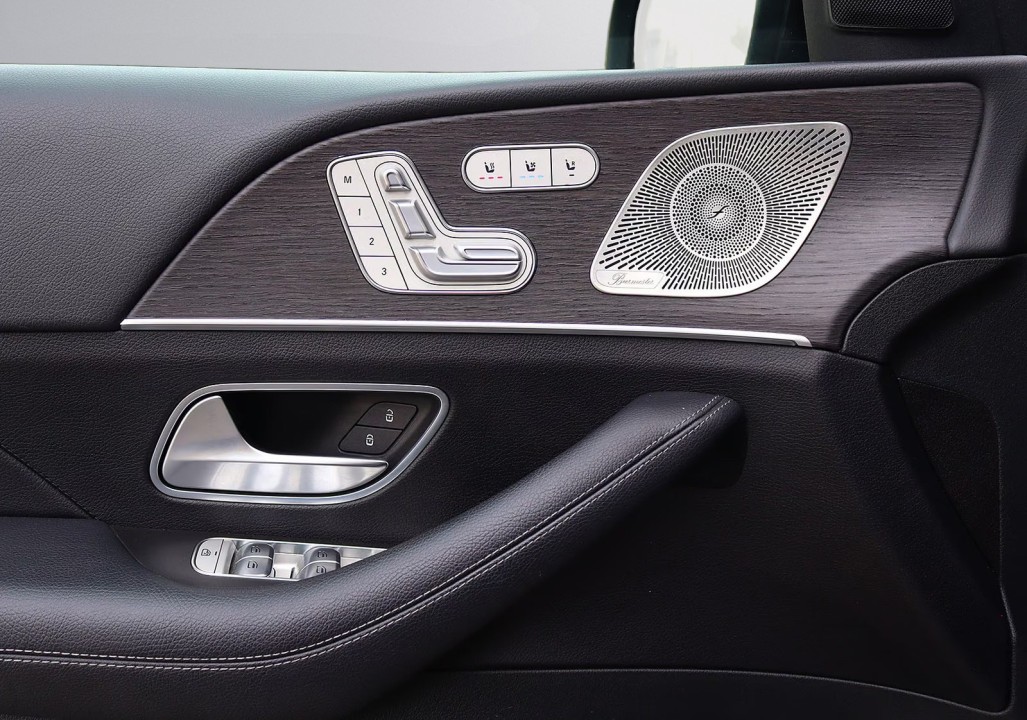 Mercedes-Benz GLS 400d 4MATIC AMG Line - foto 19