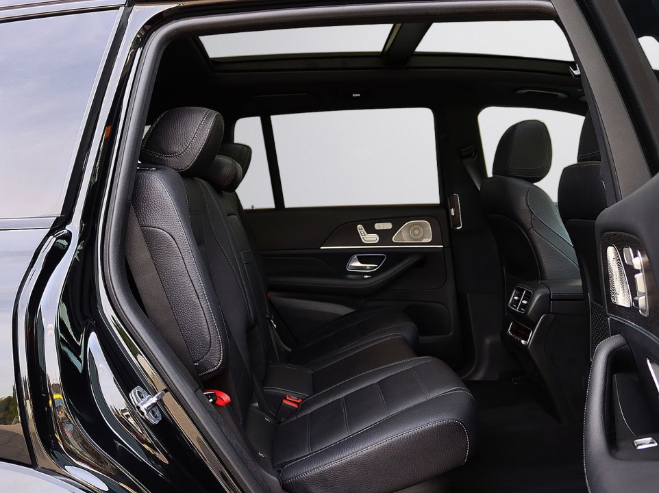 Mercedes-Benz GLS 400d 4MATIC AMG Line - foto 9
