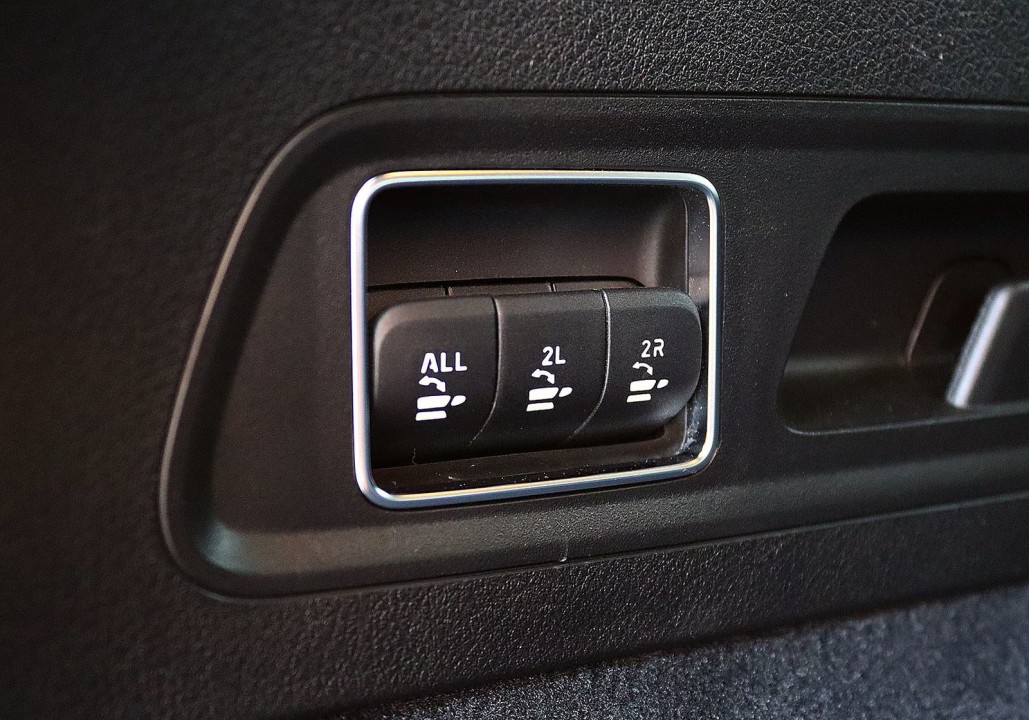 Mercedes-Benz GLS 400d 4MATIC AMG Line - foto 17