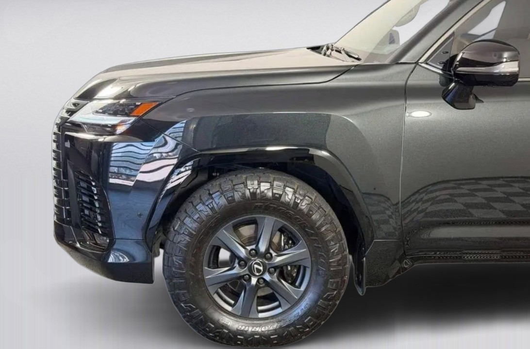 Lexus Seria LX 700h Overtrail - foto 25