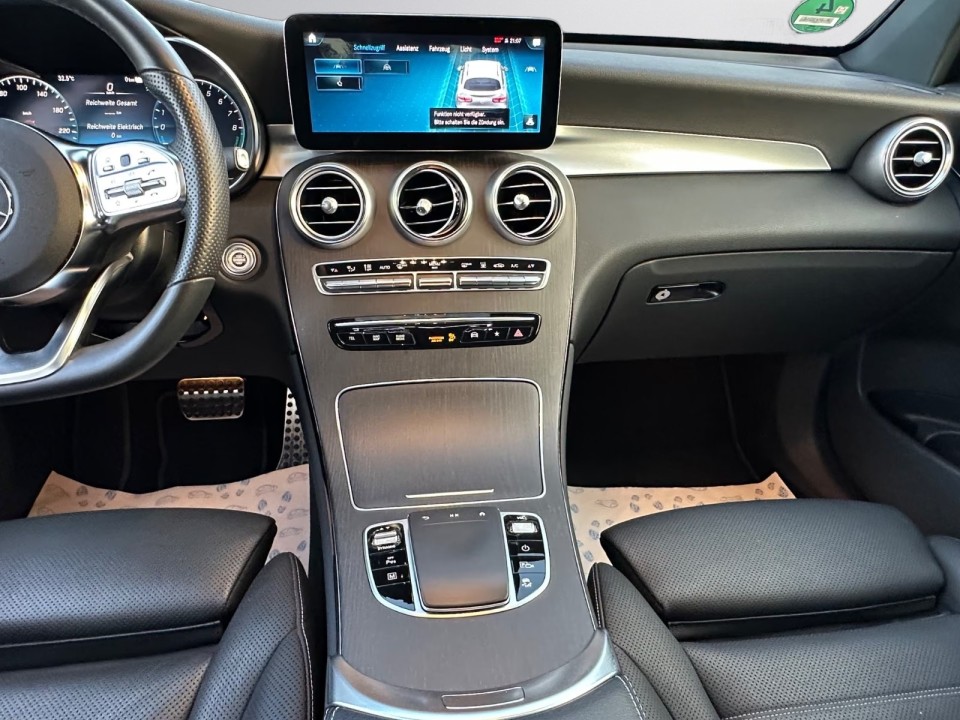 Mercedes-Benz GLC Coupé 300e 4MATIC AMG Line - foto 11
