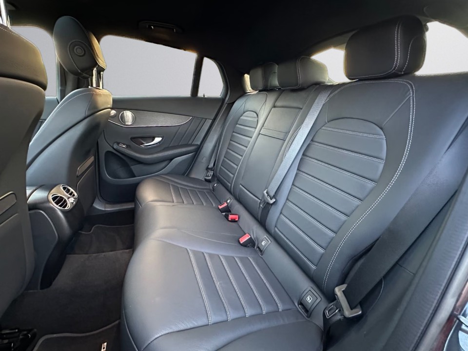 Mercedes-Benz GLC Coupé 300e 4MATIC AMG Line - foto 18