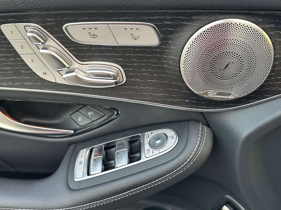 Mercedes-Benz GLC Coupé 300e 4MATIC AMG Line - foto 21