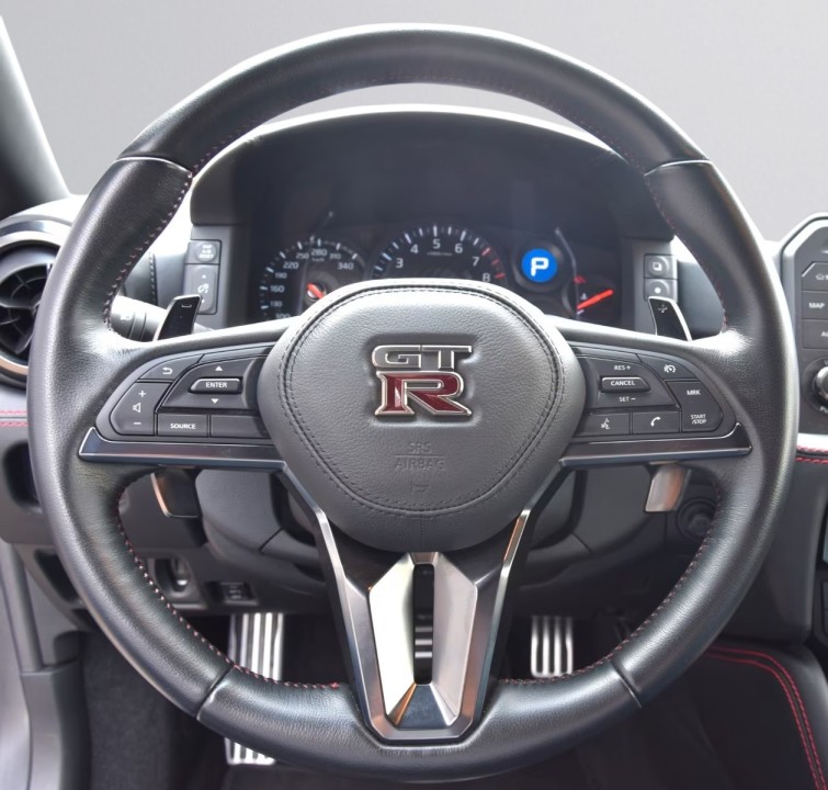 Nissan GT-R Track Edition - foto 7