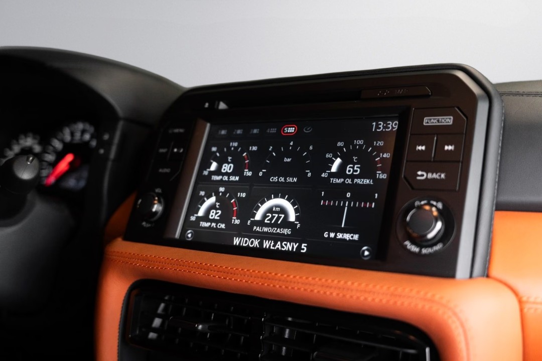 Nissan GT-R Premium Edition - foto 21