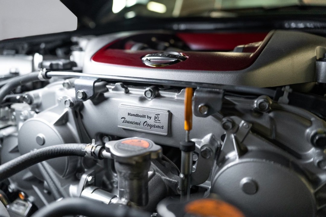 Nissan GT-R Premium Edition - foto 36