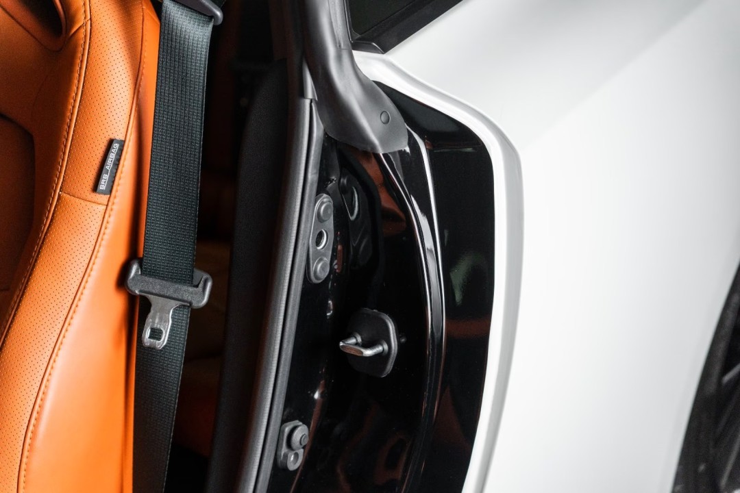Nissan GT-R Premium Edition - foto 31