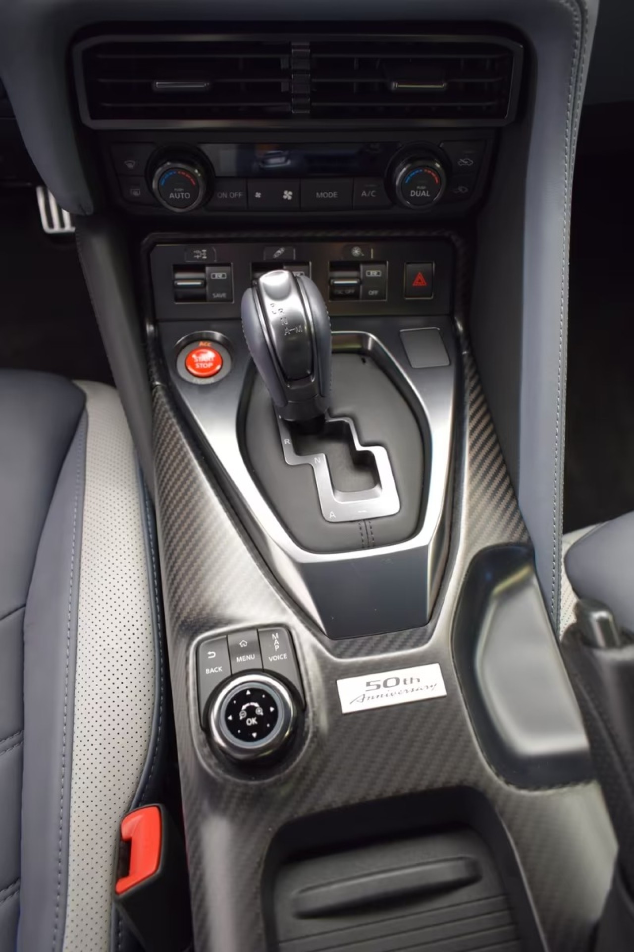 Nissan GT-R - foto 8