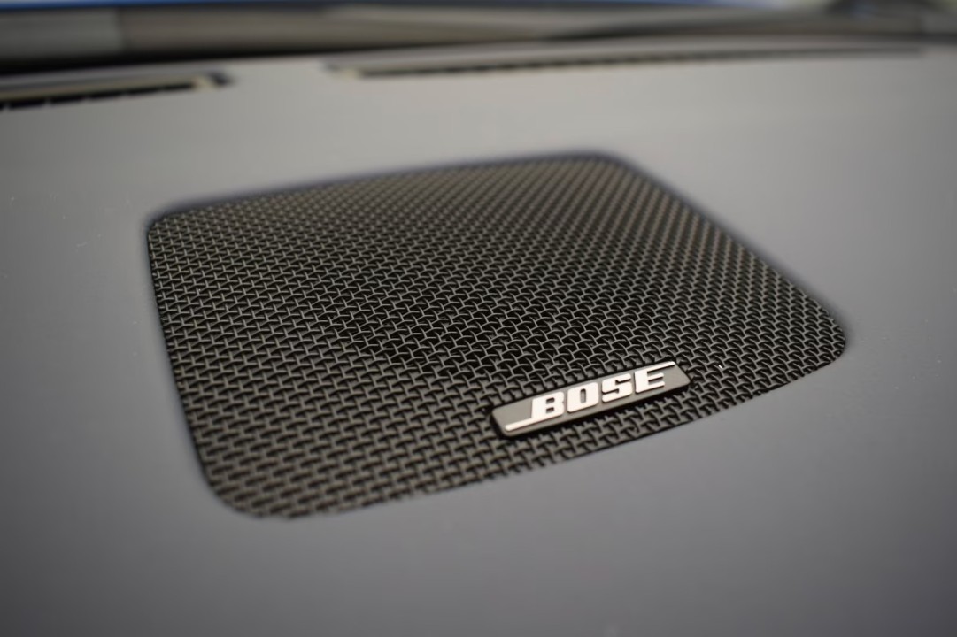 Nissan GT-R - foto 11