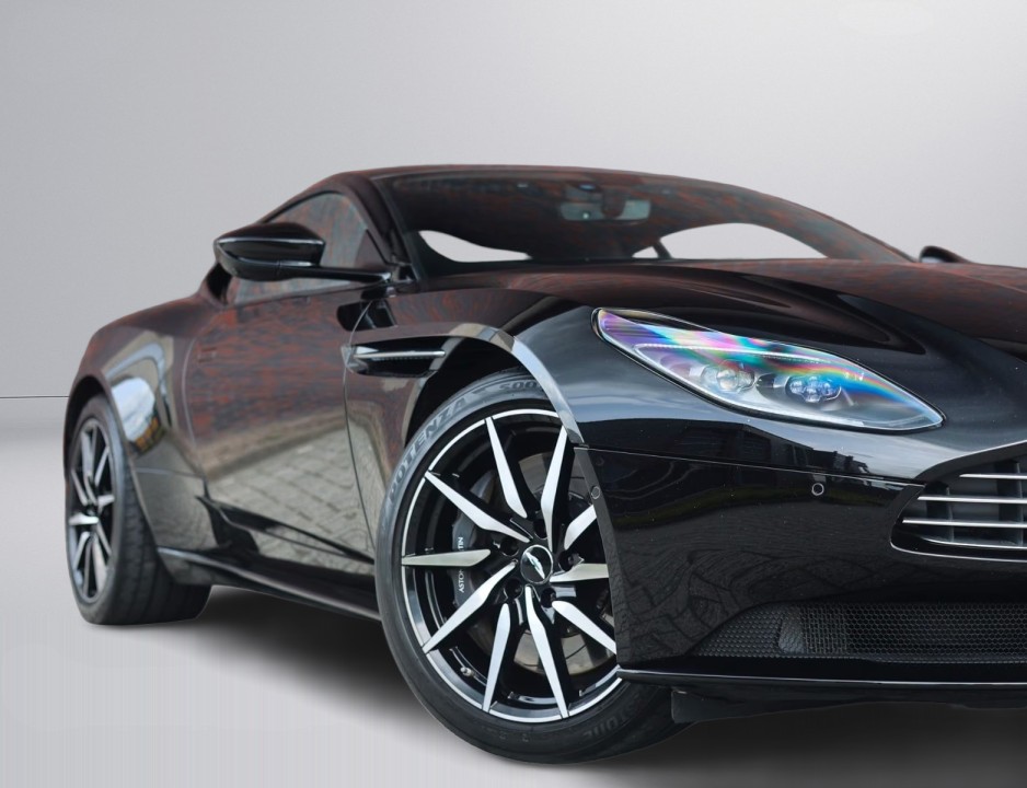 Aston Martin DB11 - foto 40