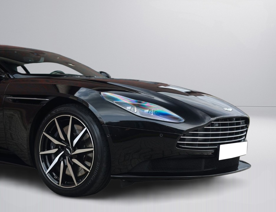 Aston Martin DB11 - foto 36