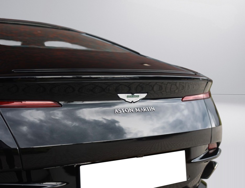 Aston Martin DB11 - foto 34