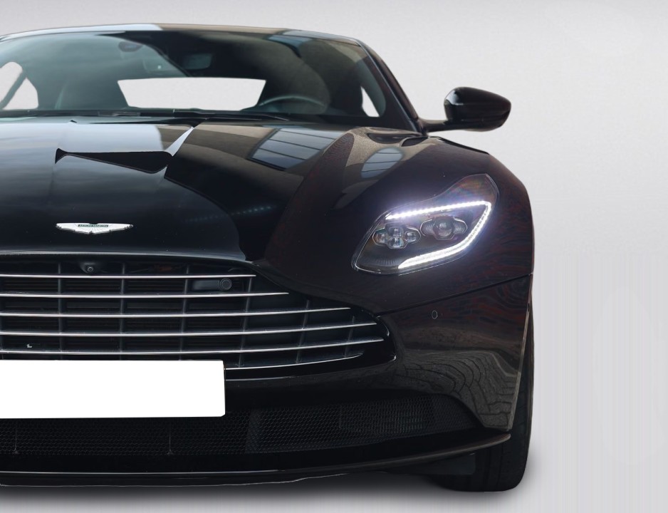 Aston Martin DB11 - foto 31