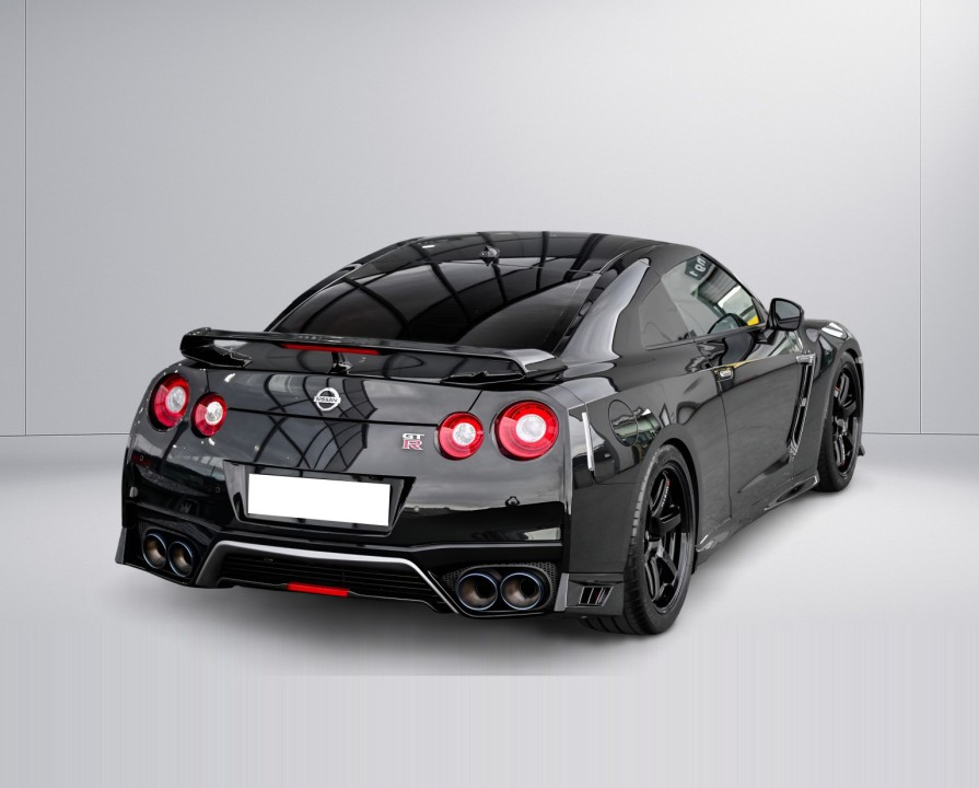 Nissan GT-R Black Edition - foto 6