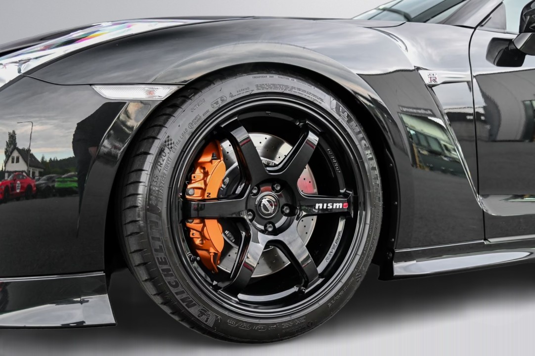 Nissan GT-R Black Edition - foto 33