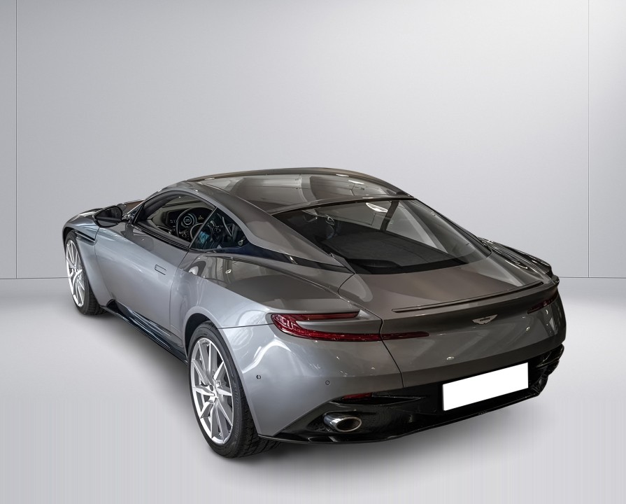 Aston Martin DB11 - foto 6