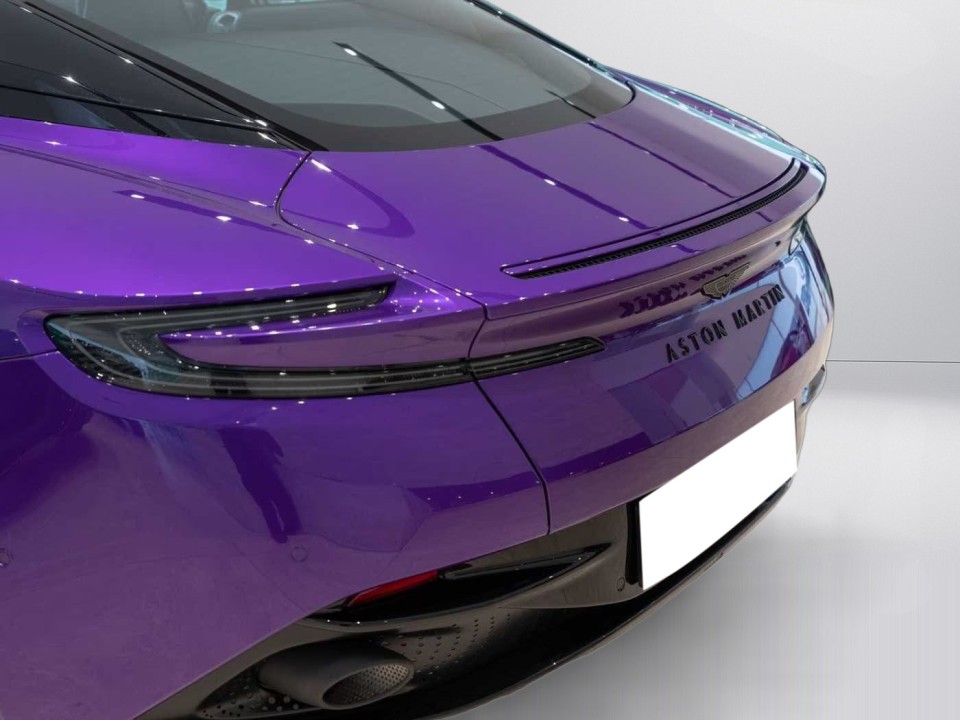 Aston Martin DB11 Volante - foto 18