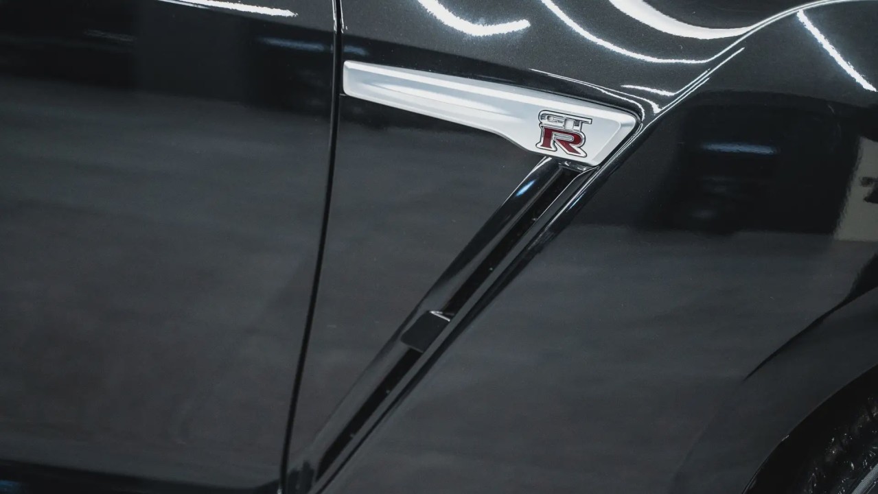 Nissan GT-R - foto 30