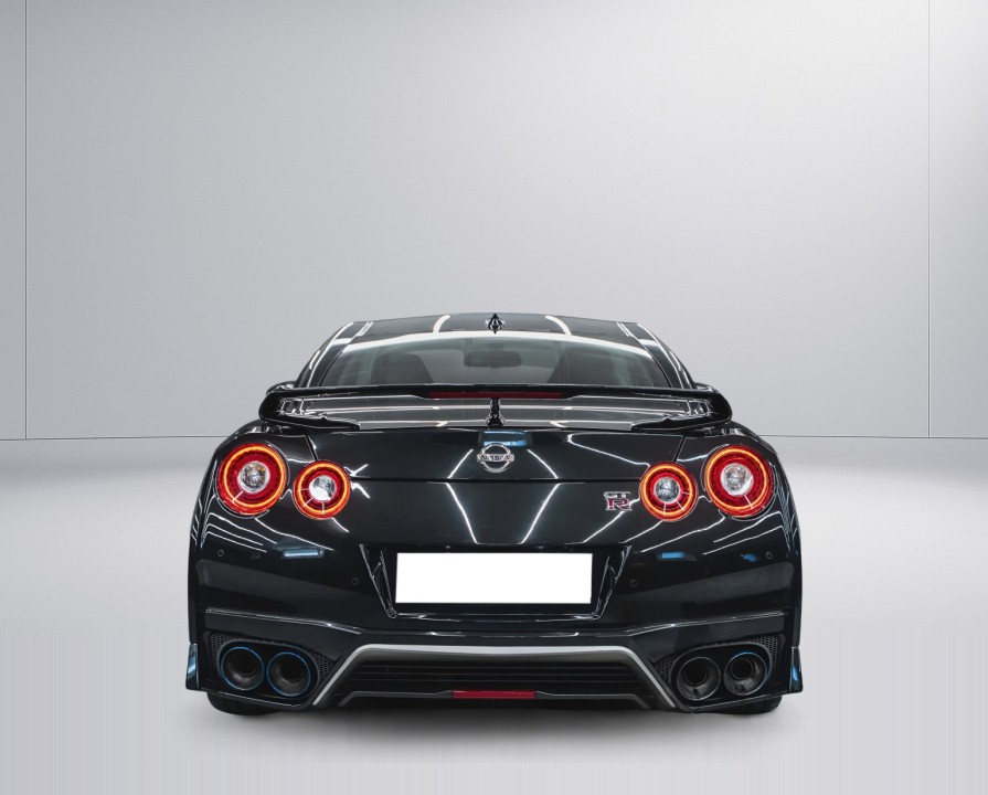 Nissan GT-R (5)