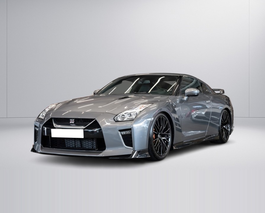 Nissan GT-R Prestige (2)