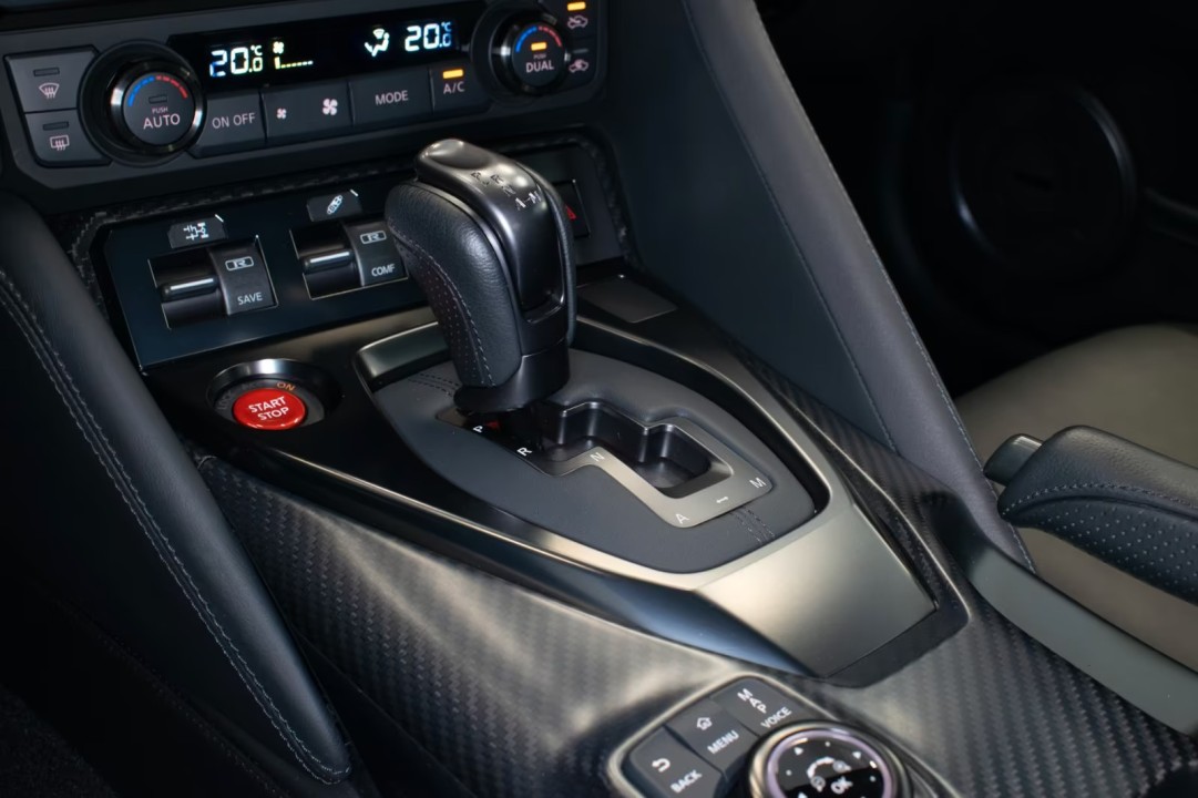 Nissan GT-R Prestige - foto 14