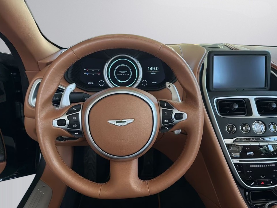 Aston Martin DB11 Volante - foto 15