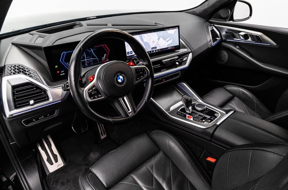 BMW XM 50e - foto 14