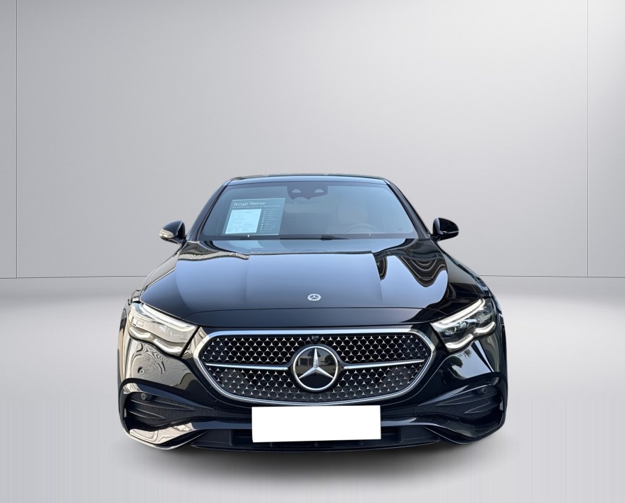 Mercedes-Benz E 300e AMG - foto 8