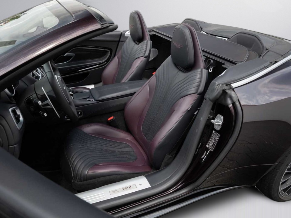 Aston Martin DB11 Volante - foto 12