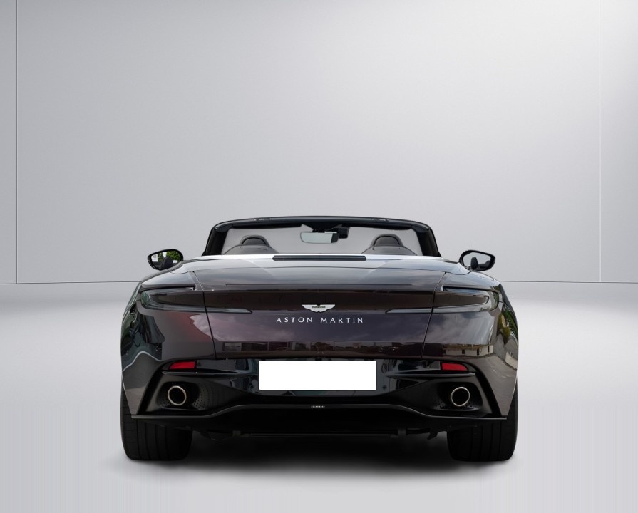 Aston Martin DB11 Volante (4)