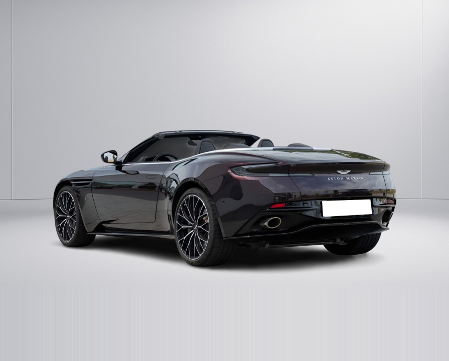 Aston Martin DB11 Volante (5)