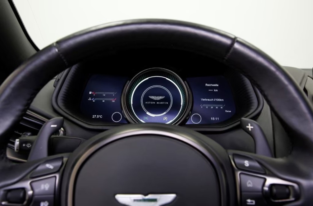 Aston Martin DB11 Volante - foto 11