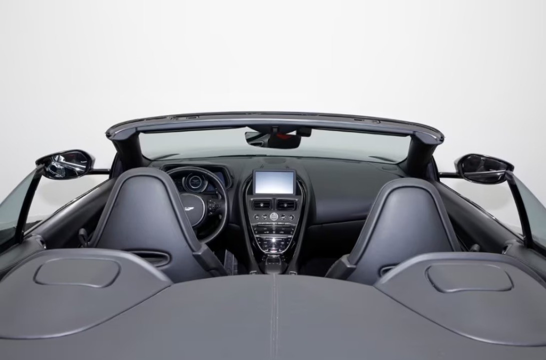 Aston Martin DB11 Volante - foto 10