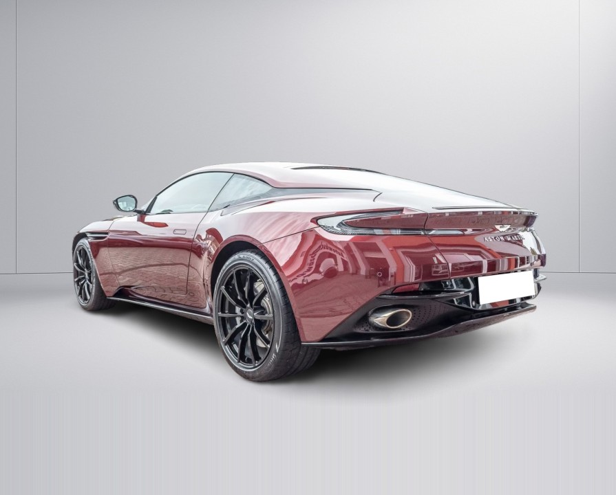 Aston Martin DB11 V12 (5)