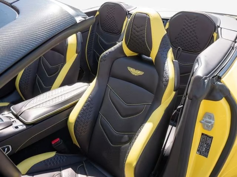 Aston Martin DBS Volante - foto 17