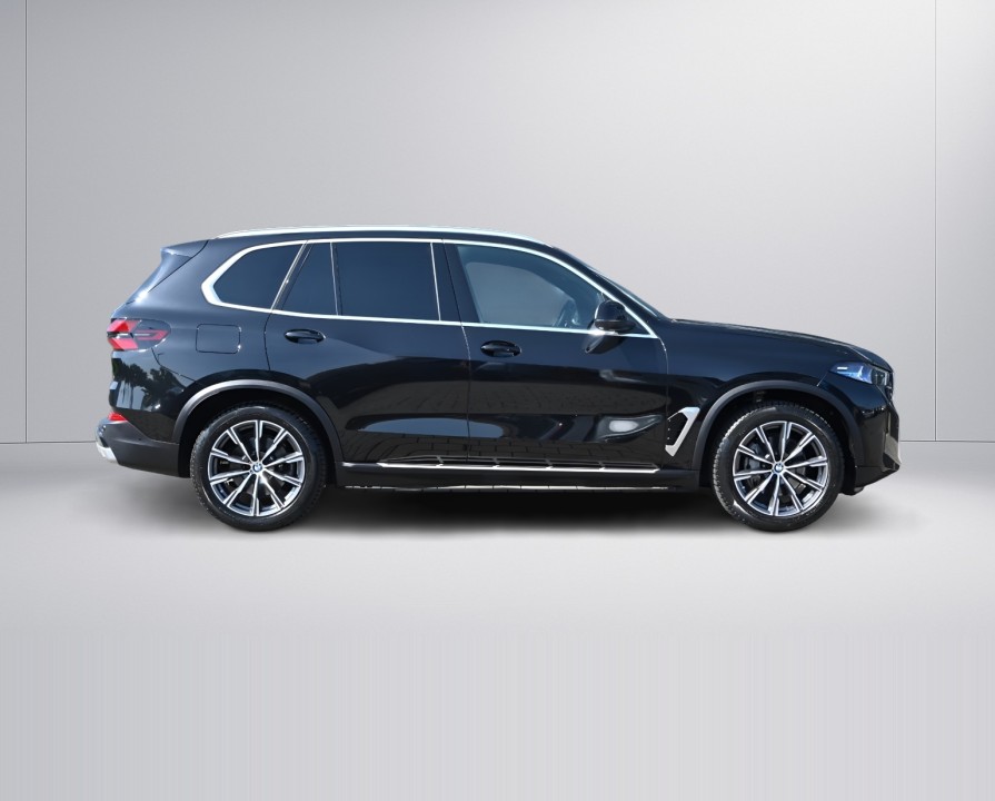 BMW X5 xDrive30d (2)
